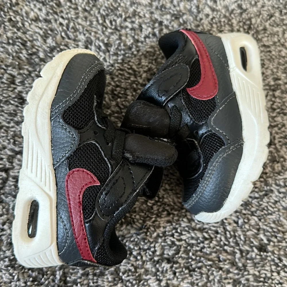 EUC Baby Nike Air Max Size 3.5